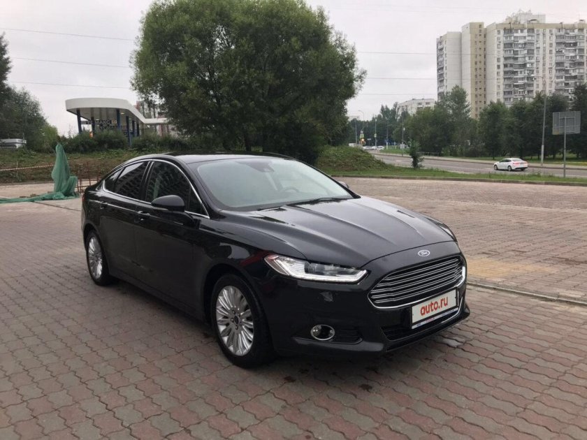 Ford Mondeo 2017 черный