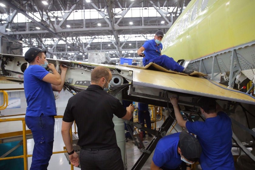 Визит Мишустина на Смоленский авиационный завод