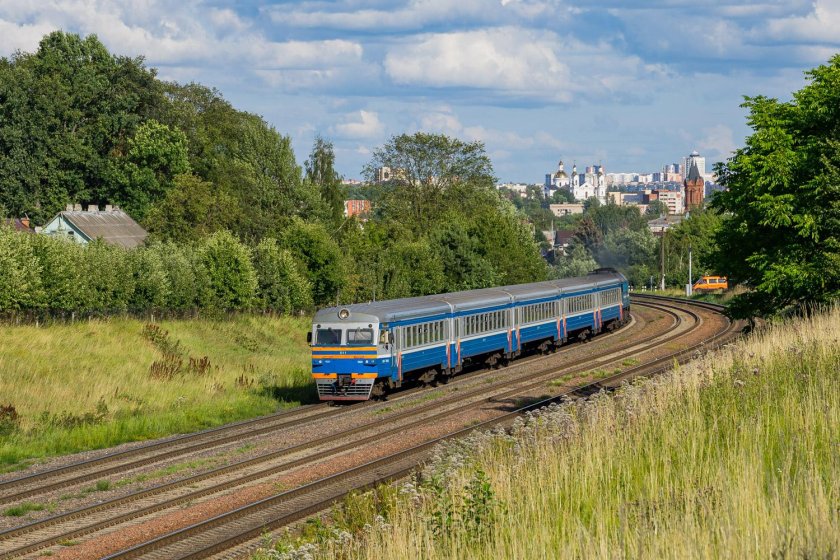 Ддб1 дизель-поезд