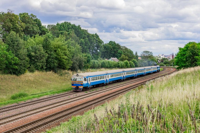 Поезд картинка