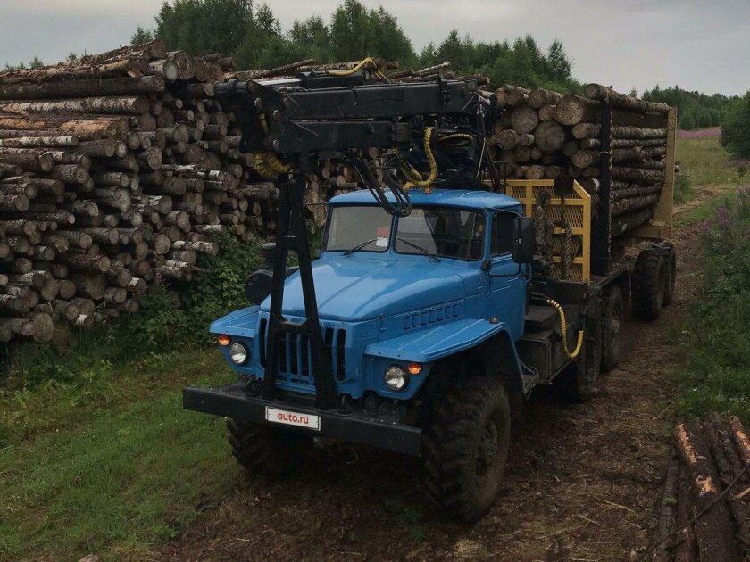 Урал лесовоз