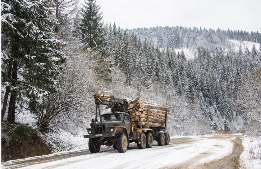 Урал 4320 лесовоз