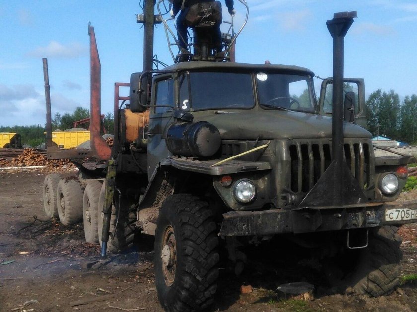 Урал фишка лесовоз