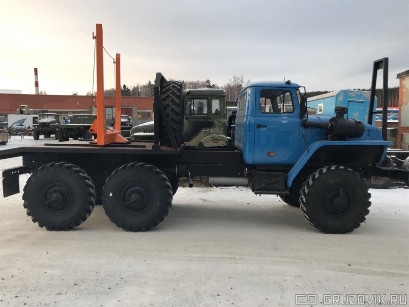 Лесовоз Урал ЯМЗ 236