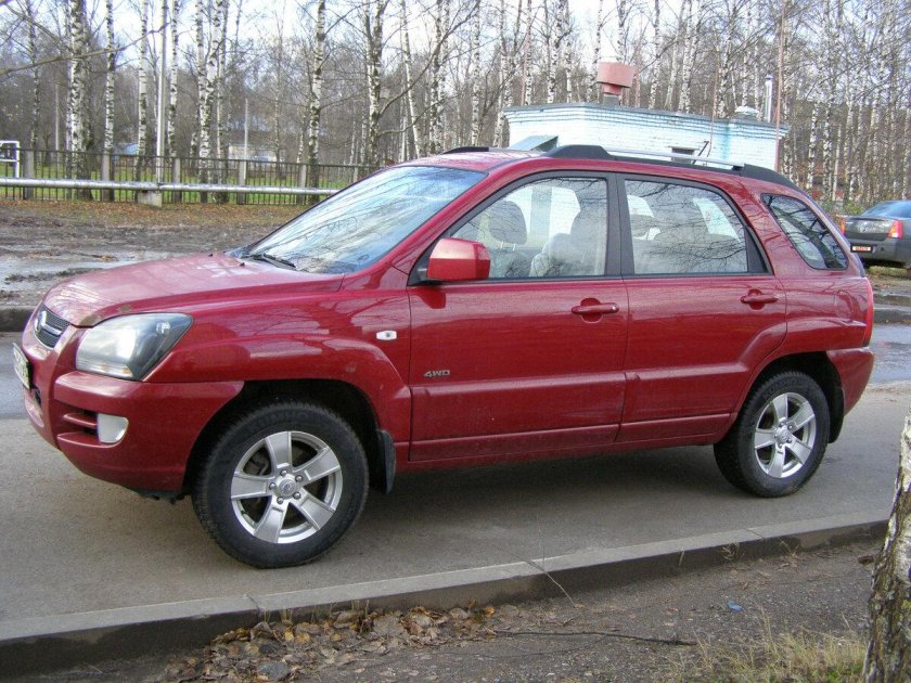 Киа Спортаж старый