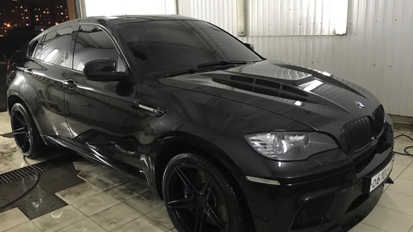 БМВ х6 Блэк эдишн