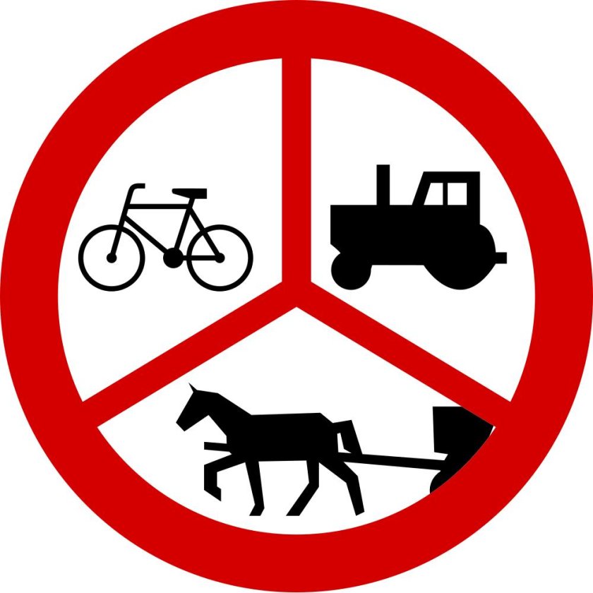 Запрещающие знаки для тракторов