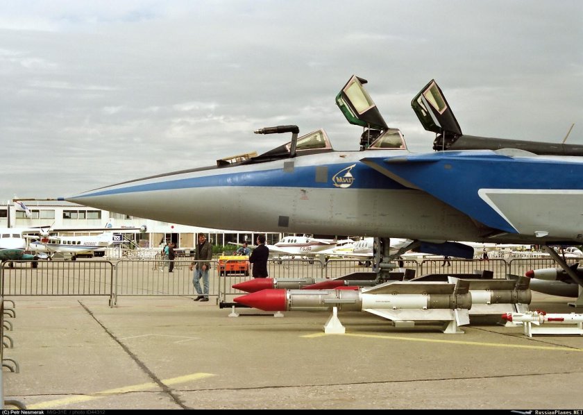 Миг 31 сверхзвуковой самолёт