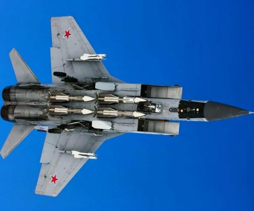 Истребителей-перехватчиков миг-31бм