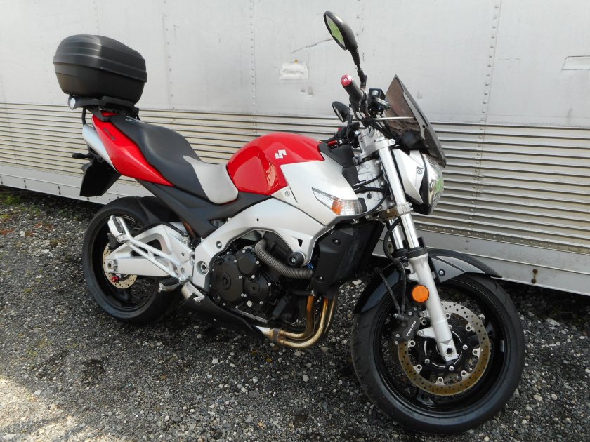 Двигатель Suzuki GSR 600