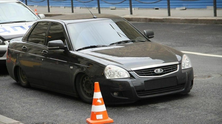 Приора седан 777 БПН