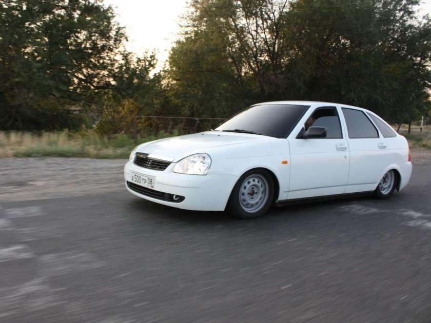 Лада Приора 2 хэтчбек