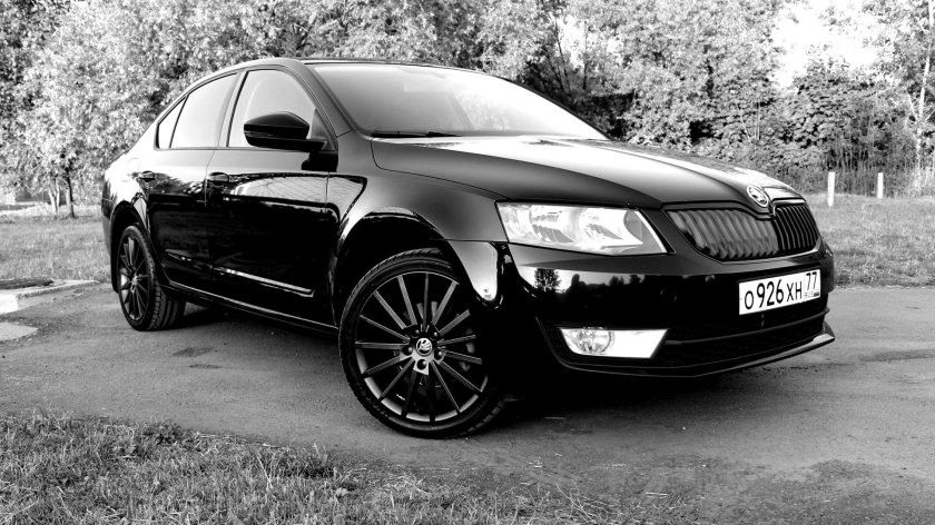 Skoda Octavia a7 черная