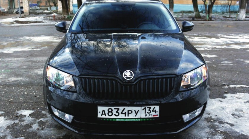 Octavia a7 черная решетка