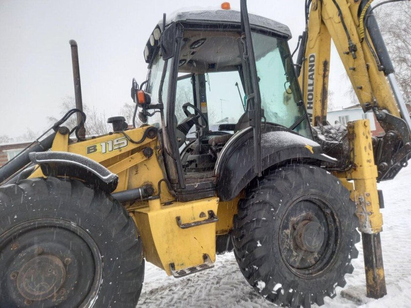 Экскаватор погрузчик new holland b 115