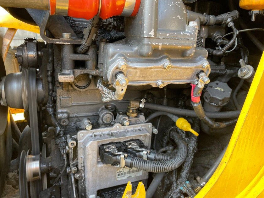 Двигатель New Holland b115