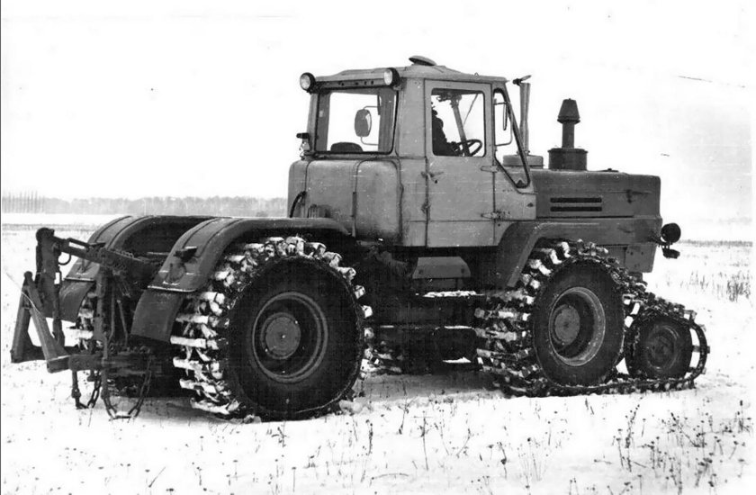 ХТЗ Т-150 колесный