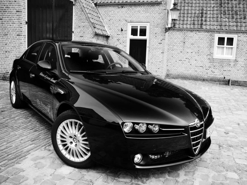Alfa Romeo 159