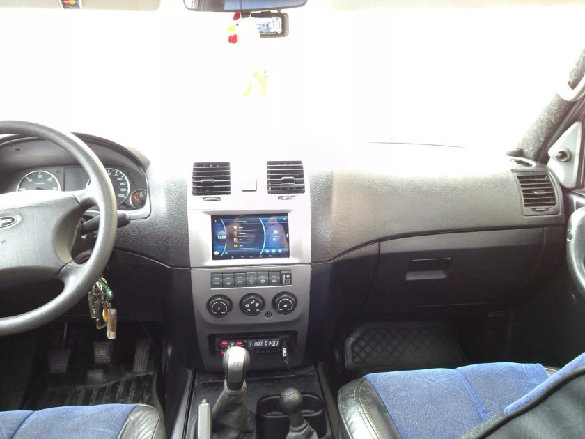 УАЗ Патриот Торпедо 2 Дин 2007