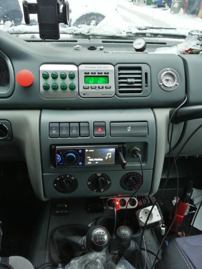 Панель УАЗ Патриот 2011