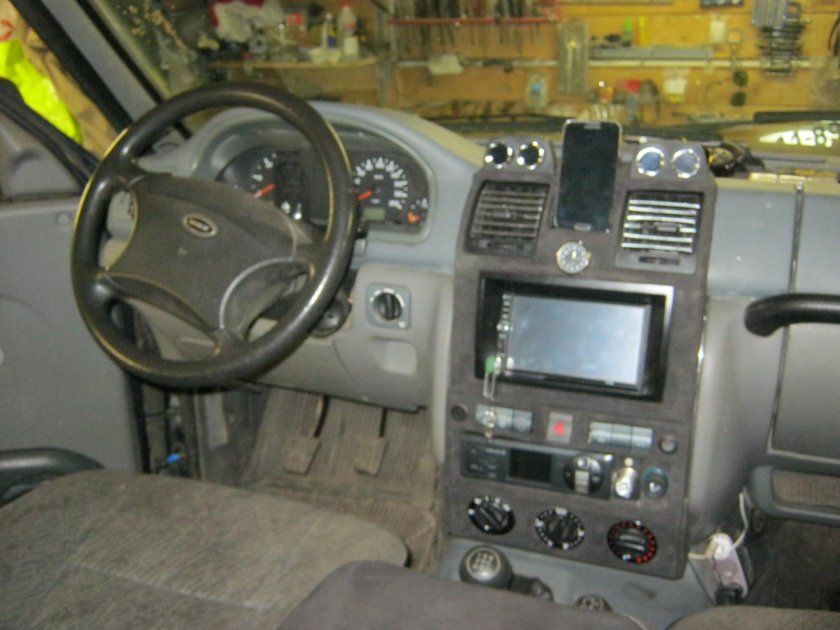 Панель УАЗ Патриот 2011