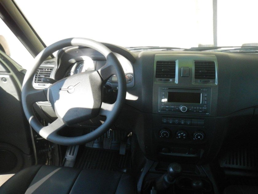 УАЗ Патриот 2013 салон