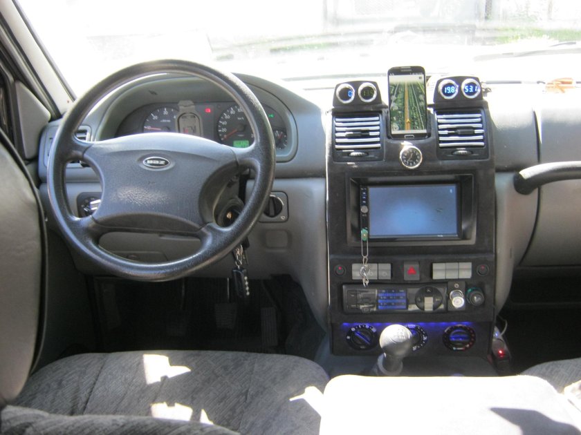 УАЗ Патриот Торпедо 2 Дин 2007