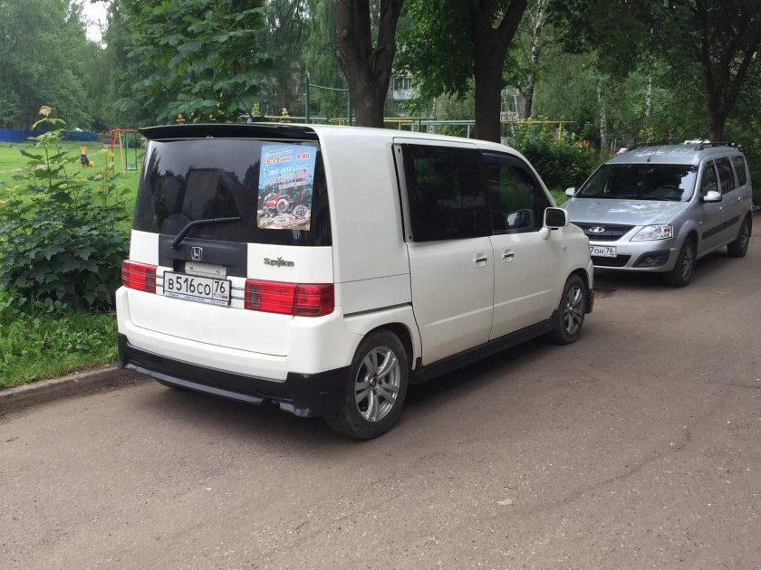 Honda Mobilio Spike 2008