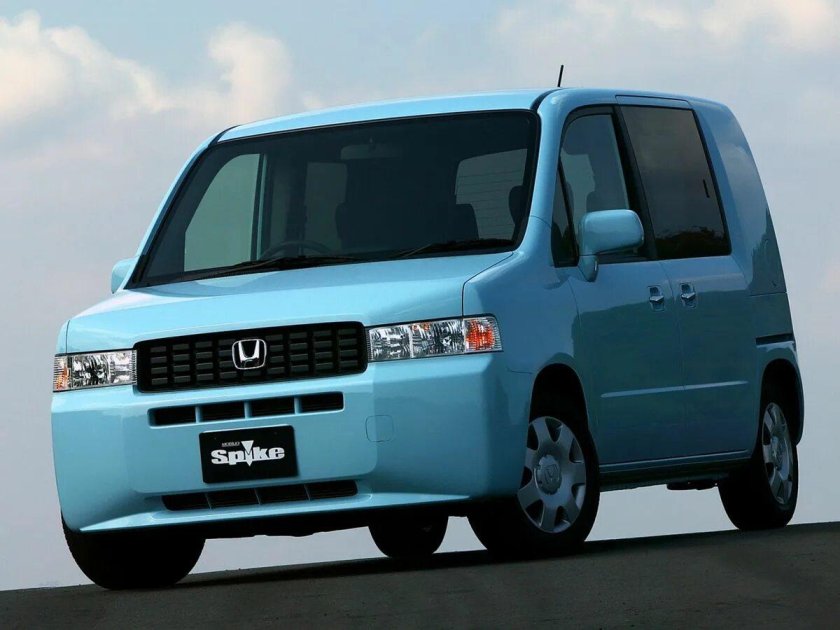 Honda Mobilio Spike 2002