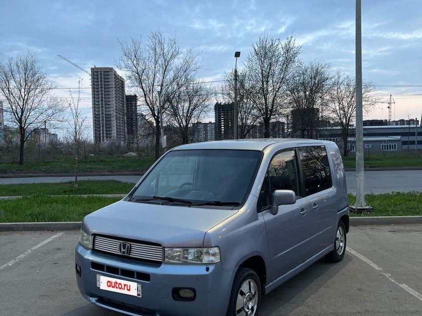 Хонда мобилио спайк 2006