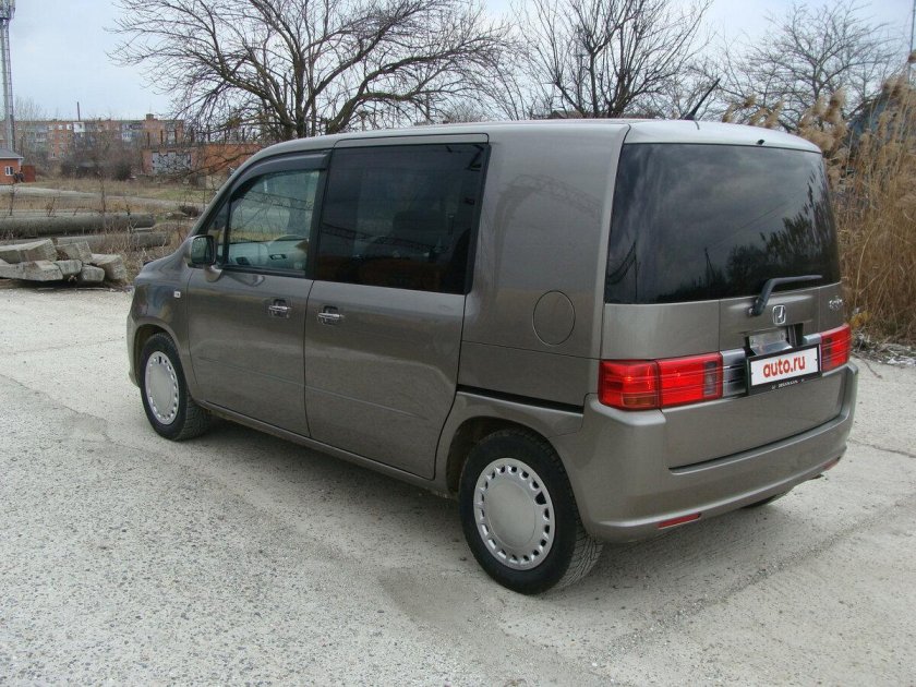 Honda Mobilio Spike 2008