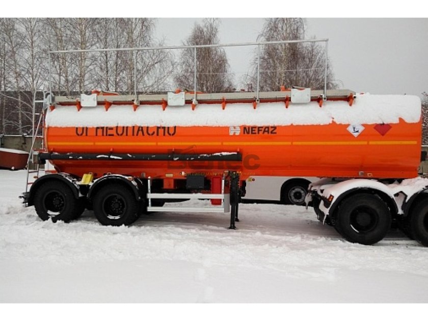 Полуприцеп-цистерна НЕФАЗ-96742