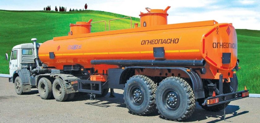 Полуприцеп-цистерна НЕФАЗ-96742