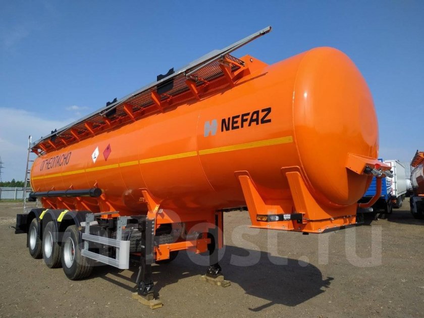 Полуприцеп НЕФАЗ автоцистерна