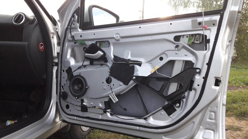 Лада Гранта фл двери