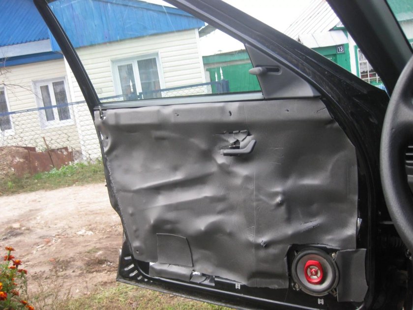 Шумоизоляция обшивки дверей ВАЗ 2112