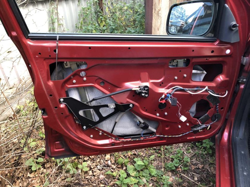 Двери Лада Калина 1