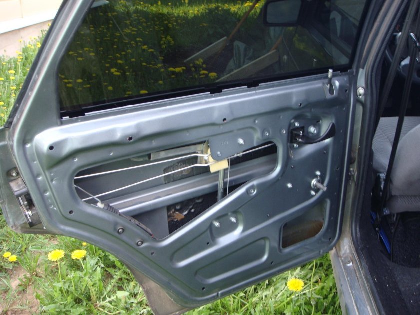 Шумка дверей ВАЗ 2115