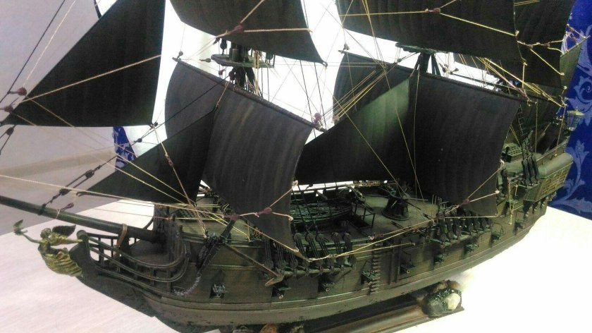 Сборная модель zvezda корабль Джека воробья "черная Жемчужина" (9037) 1:72