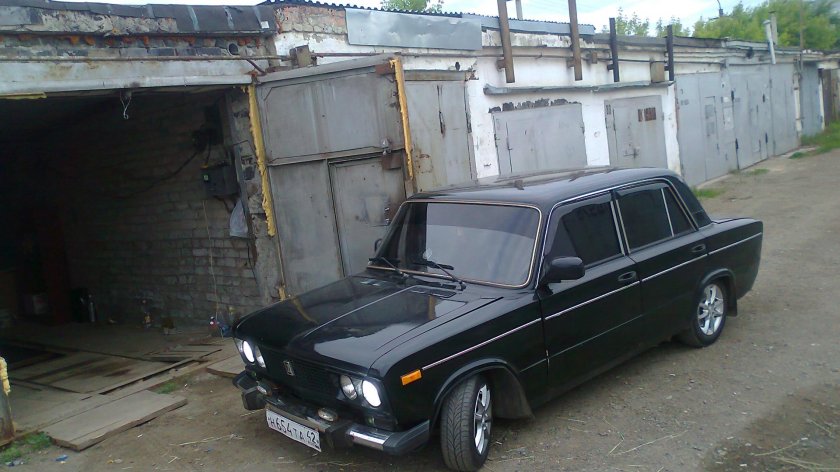 ВАЗ 2106 черный металлик