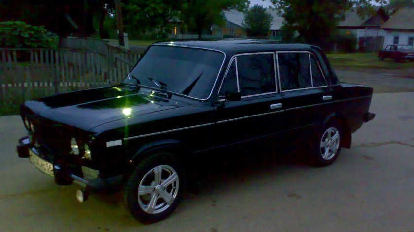 Жигули ВАЗ 2106 черная
