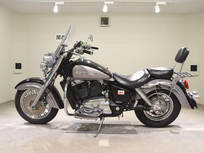 Honda Shadow 1100 Aero