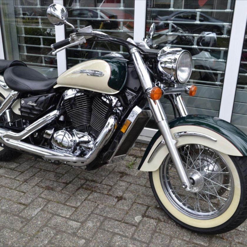 Honda shadow 1100