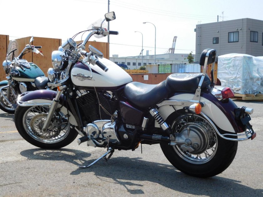 Honda Shadow 1100 Classic