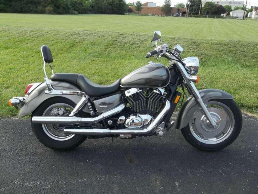 Honda VT 1100 c2 Shadow Sabre