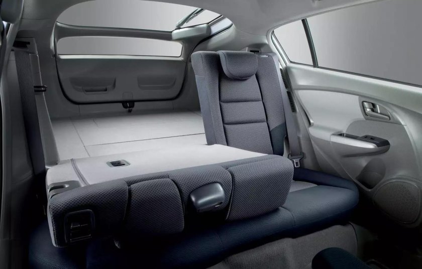 Сиденье Honda Insight 2010