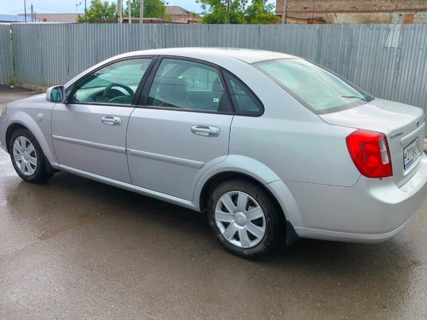 Chevrolet lacetti i