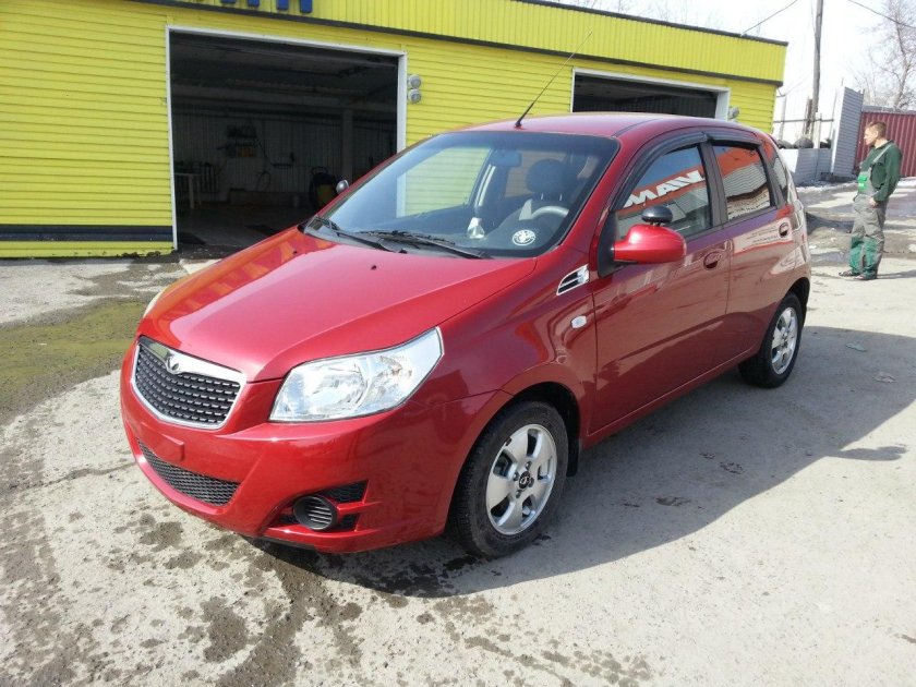 Daewoo Gentra 2009 хэтчбек