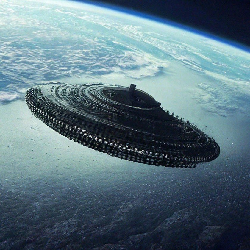 Инопланетный космический корабль