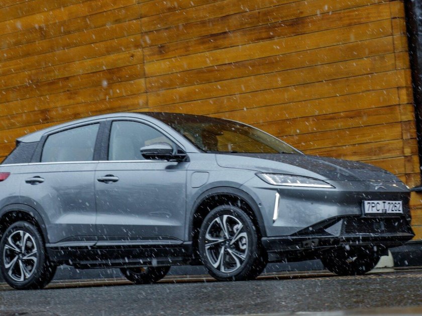 Китайская электромобиль